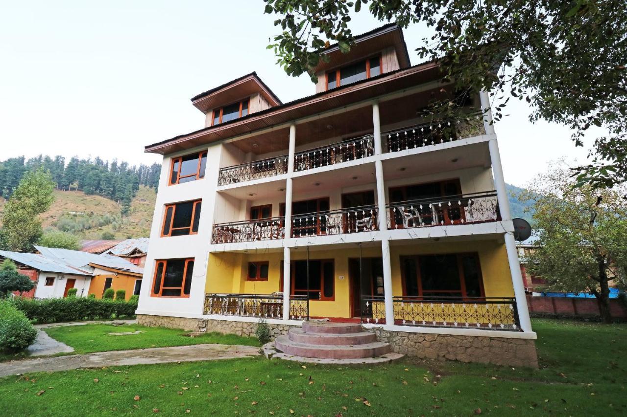 Oyo 18416 Hotel Park Palace Pahalgam Exterior photo