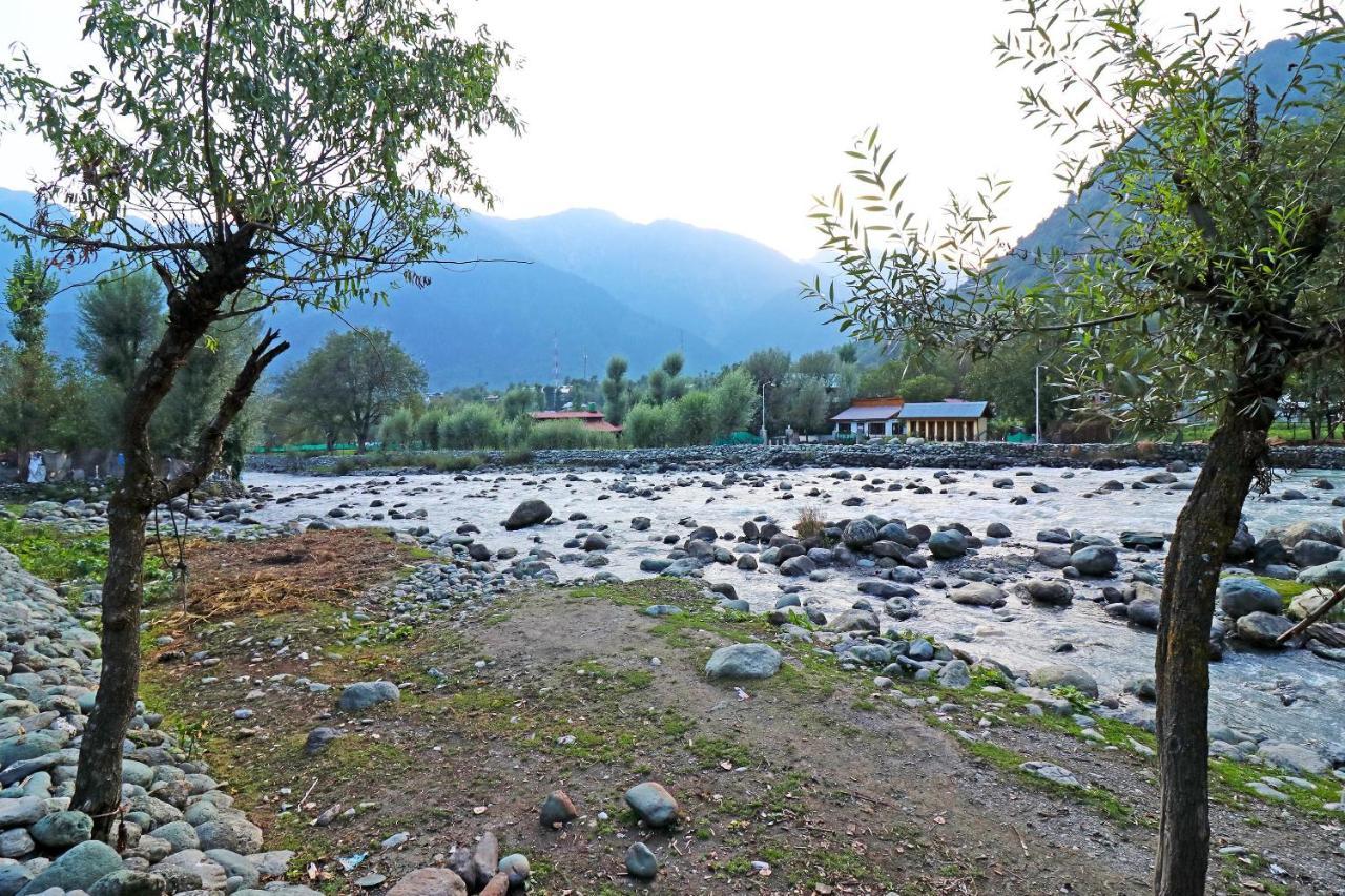 Oyo 18416 Hotel Park Palace Pahalgam Exterior photo