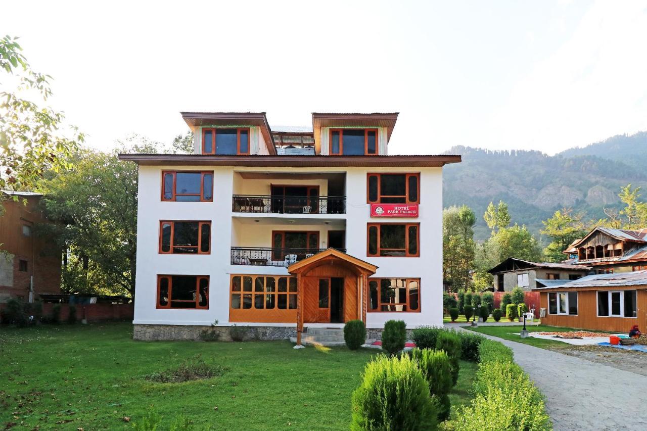 Oyo 18416 Hotel Park Palace Pahalgam Exterior photo