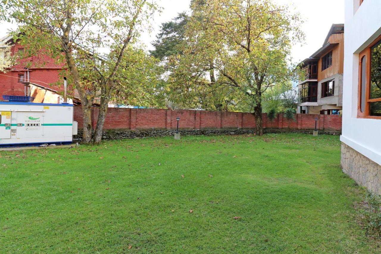 Oyo 18416 Hotel Park Palace Pahalgam Exterior photo
