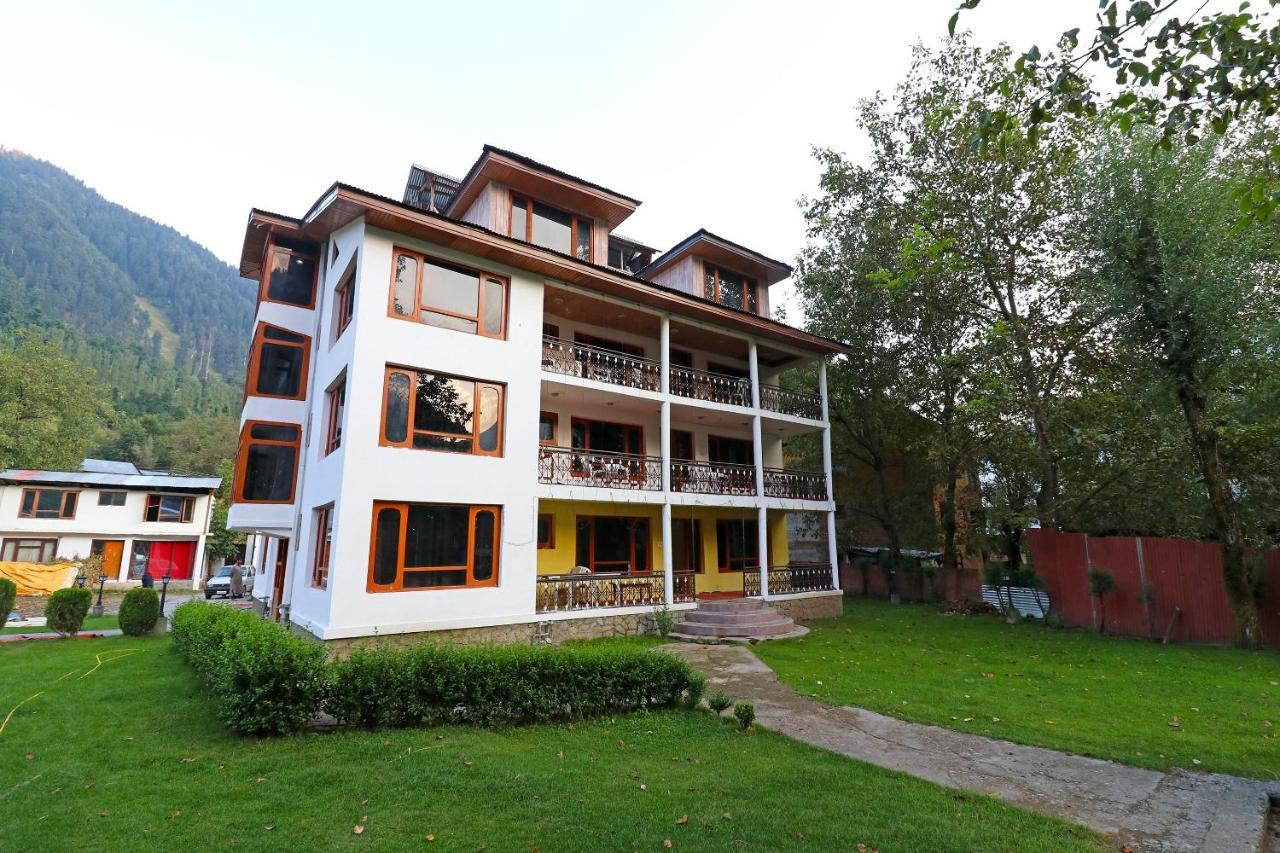 Oyo 18416 Hotel Park Palace Pahalgam Exterior photo