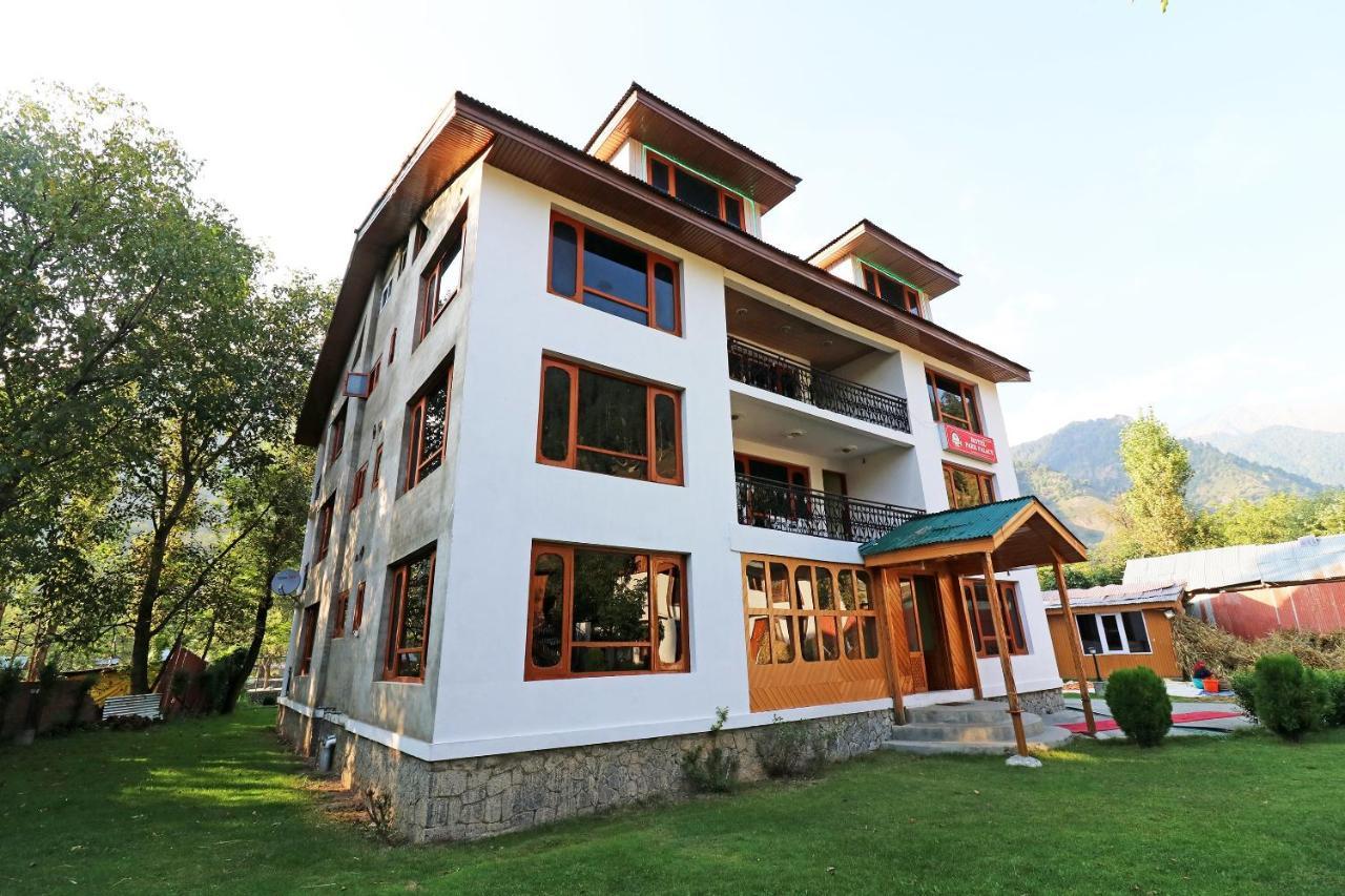 Oyo 18416 Hotel Park Palace Pahalgam Exterior photo
